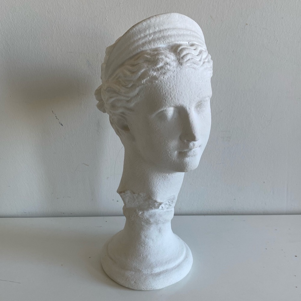 Meet your Posher, Catherine